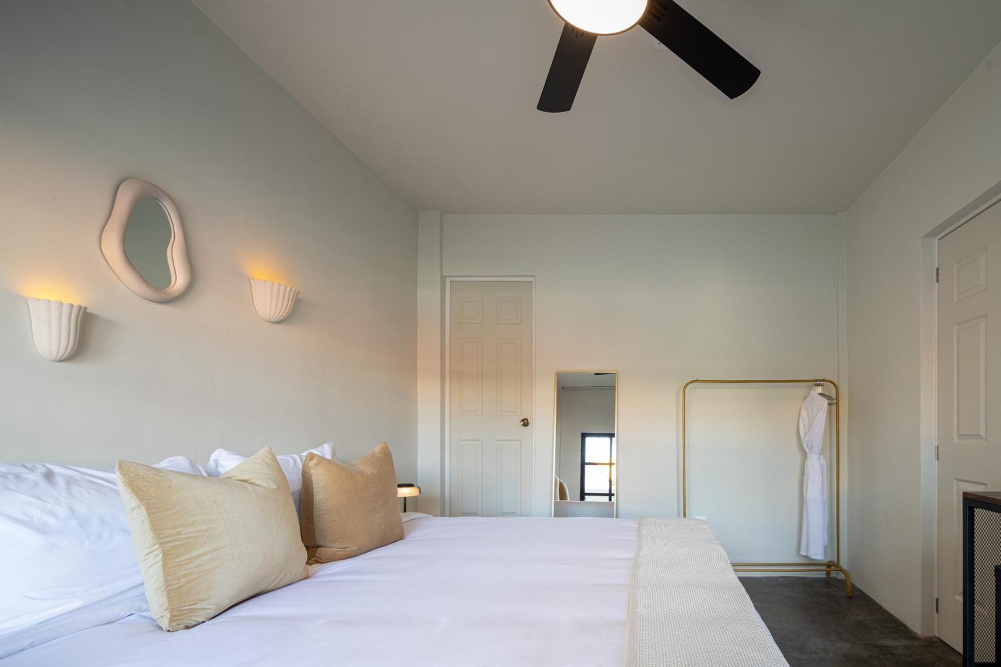 Casa Lumos - Minimalist Comfort Suites In Centro Historico Oaxaca ภายนอก รูปภาพ